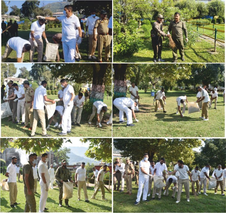 District Police Poonch Conducts Cleanliness Drive at Parade Ground Park Under Swachh Bharat Abhiyan